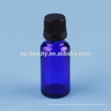 Black plastic cap reducer for cosmetic glass bottle